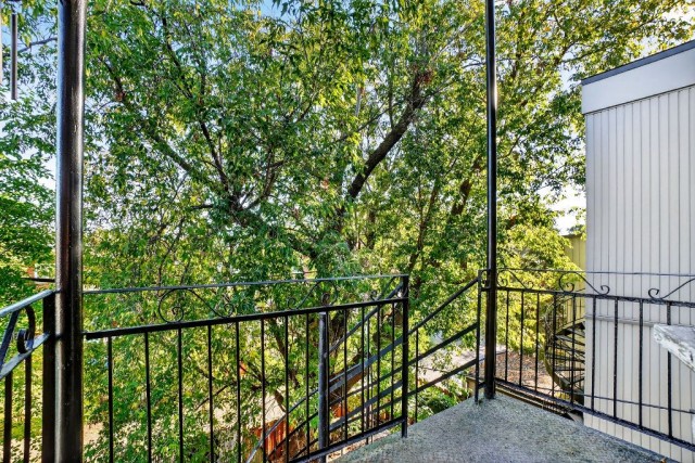 Notre-Dame-de-Grace  3 b. $90/day. Apartment for rent in Notre-Dame-de-Grace