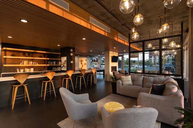 Brossard Apartment 1 b. $1,750/month. Apartment for rent in Brossard