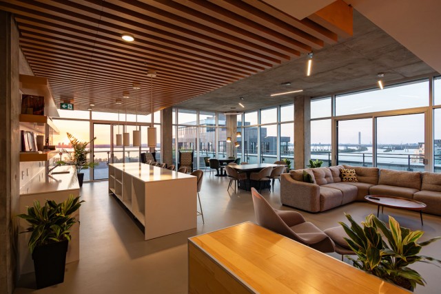 Brossard Apartment 3 b. $3,495/month. Apartment for rent in Brossard