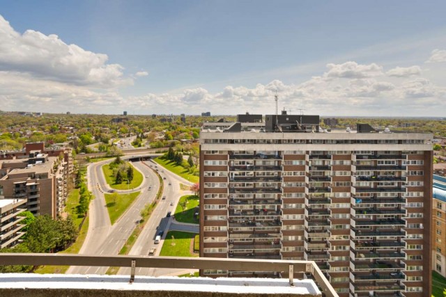 Cote-Saint-Luc Apartment 1 b. $1,195/month. Apartment for rent in Cote-Saint-Luc