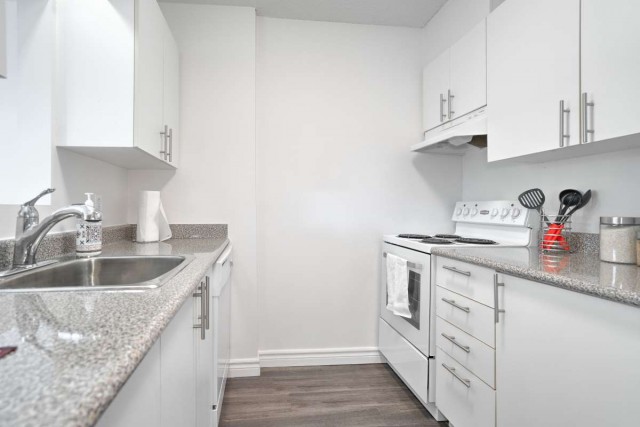 Notre-Dame-de-Grace Apartment 1 b. $1,335/month. Apartment for rent in Notre-Dame-de-Grace