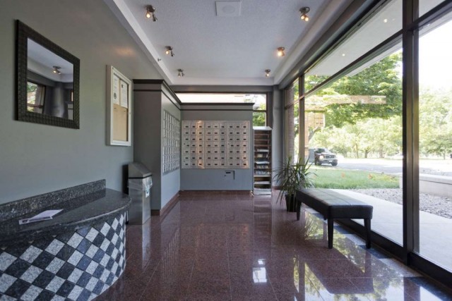 Cote-des-Neiges Apartment 1 b. $1,295/month. Apartment for rent in Cote-des-Neiges