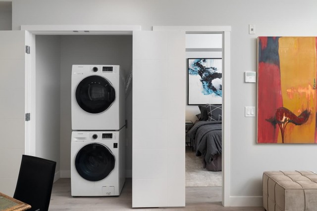 Kelowna Apartment 1 b. $1,850/month. Apartment for rent in Kelowna