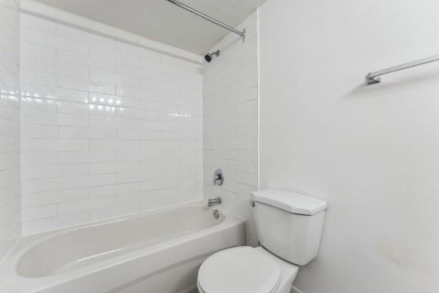 Victoria Apartment Studio $1,575/month. Apartment for rent in Victoria