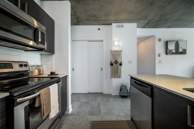 Quartier latin and south-central Apartment 1 b. $1,395/month. Apartment for rent in Quartier latin and south-central