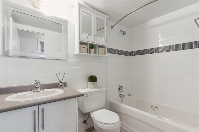 Oshawa Apartment 1 b. $1,750/month. Apartment for rent in Oshawa