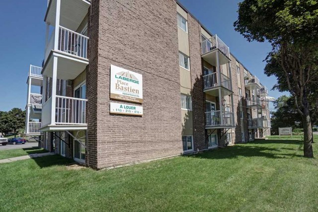 Quebec city Apartment 1-2 b. $885/month. Apartment for rent in Quebec city