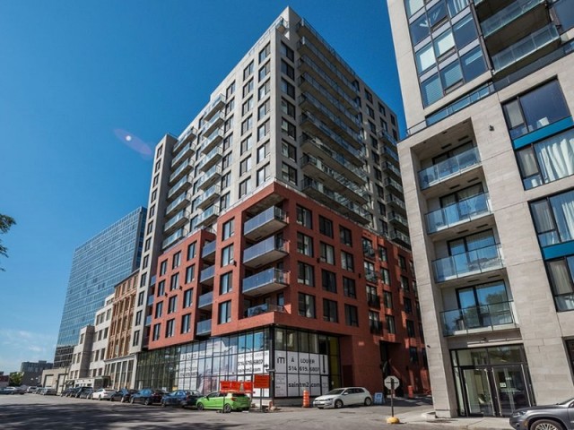 Old Montreal Apartment 1-2 b. $2,015/month. Apartment for rent in Old Montreal