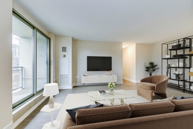 Hamilton Apartment 2 b. $1,850/month. Apartment for rent in Hamilton