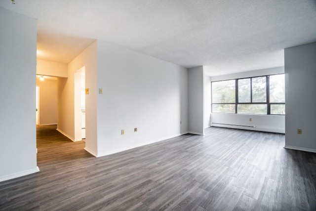 London Apartment Studio $1,355/month. Apartment for rent in London