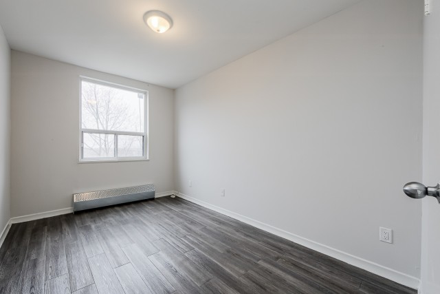 Brampton Apartment 1 b. $2,000/month. Apartment for rent in Brampton