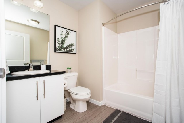 Regina Apartment 1 b. $1,435/month. Apartment for rent in Regina