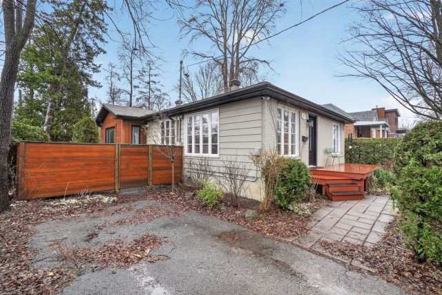 Hochelaga-Maisonneuve  3 b. $115/day. Apartment for rent in Hochelaga-Maisonneuve