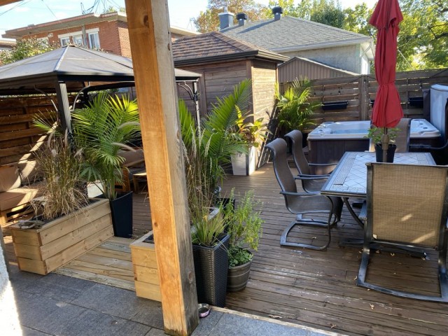 Ville-Emard and Cote-St-Paul  4+ b. $110/day. Apartment for rent in Ville-Emard and Cote-St-Paul