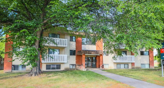 Lethbridge Apartment 1 b. $1,200/month. Apartment for rent in Lethbridge