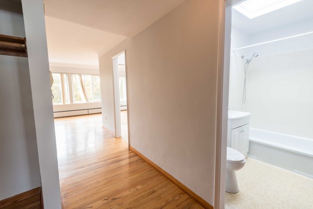 Victoria Apartment Studio $1,640/month. Apartment for rent in Victoria