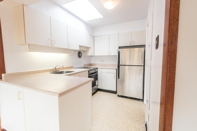 Victoria Apartment Studio $1,640/month. Apartment for rent in Victoria