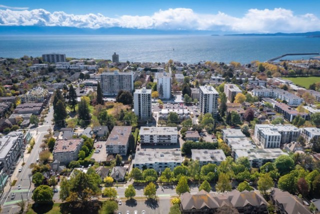 Victoria Apartment 1 b. $1,750/month. Apartment for rent in Victoria