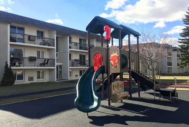 Regina Apartment 2 b. $1,495/month. Apartment for rent in Regina