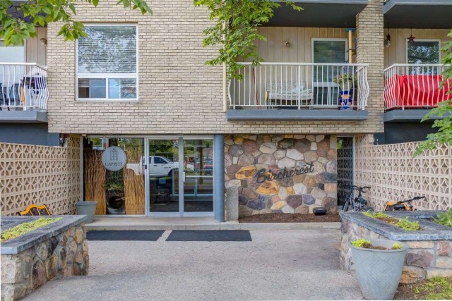 Calgary Apartment 1 b. $1,425/month. Apartment for rent in Calgary