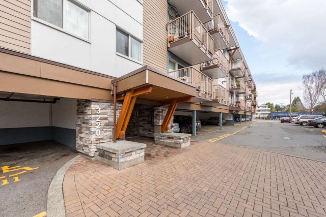 Victoria Apartment 1 b. $1,895/month. Apartment for rent in Victoria