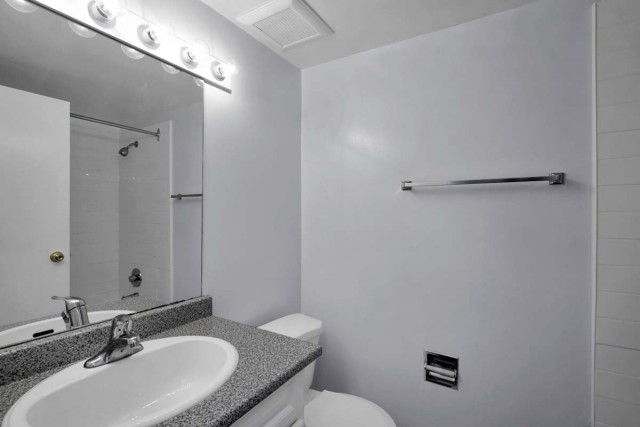 Victoria Apartment 1-2 b. $1,885/month. Apartment for rent in Victoria