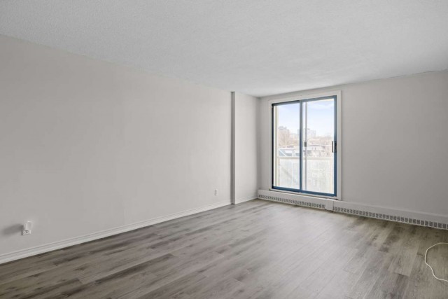 Halifax Apartment 3 b. $2,380/month. Apartment for rent in Halifax