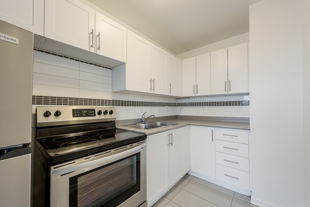 Brampton Apartment 2 b. $2,450/month. Apartment for rent in Brampton