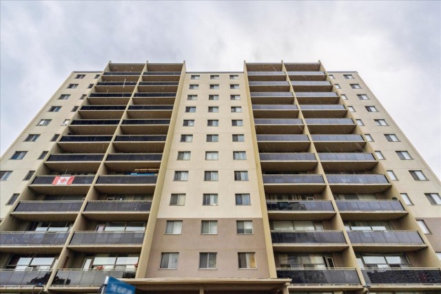 Oshawa Apartment 1 b. $1,700/month. Apartment for rent in Oshawa