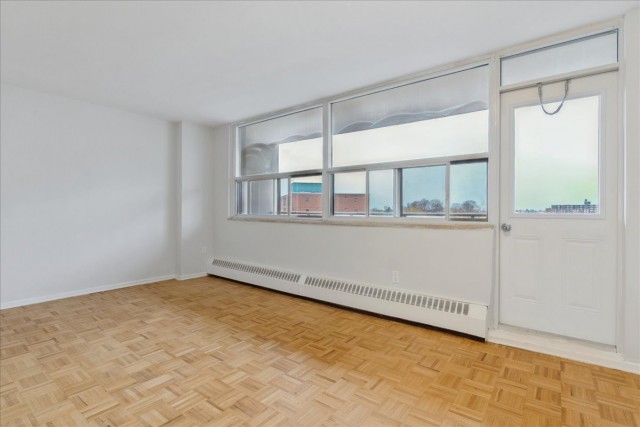 Oshawa Apartment 1 b. $1,700/month. Apartment for rent in Oshawa