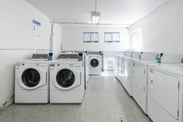 Notre-Dame-de-Grace Apartment 1 b. $1,280/month. Apartment for rent in Notre-Dame-de-Grace
