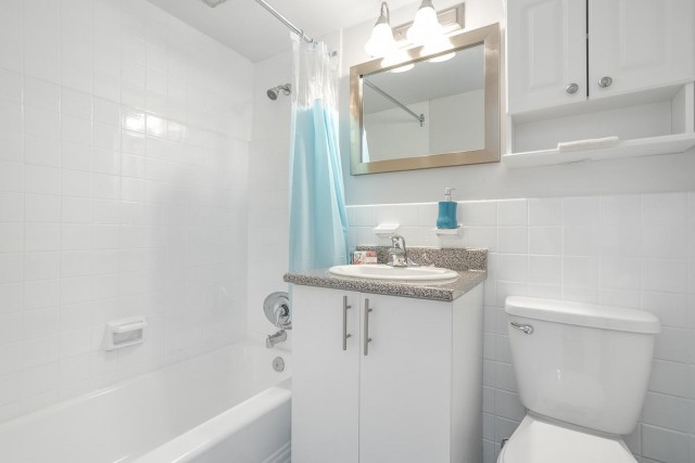 Notre-Dame-de-Grace Apartment 2 b. $1,495/month. Apartment for rent in Notre-Dame-de-Grace