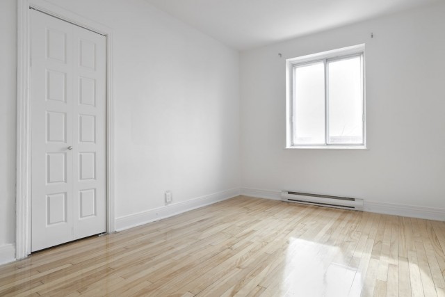 Cote-des-Neiges Apartment 1 b. $1,130/month. Apartment for rent in Cote-des-Neiges