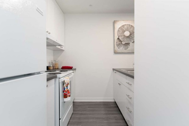 Notre-Dame-de-Grace Apartment Studio $1,150/month. Apartment for rent in Notre-Dame-de-Grace