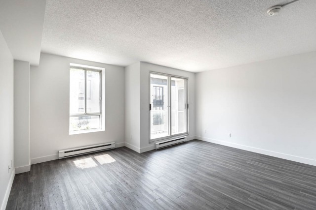 Quartier latin and south-central Apartment Studio $1,295/month. Apartment for rent in Quartier latin and south-central