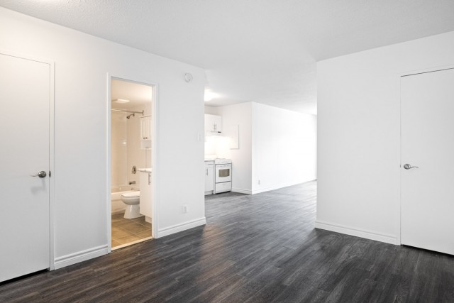 Plateau Mont-Royal Apartment 1 b. $1,440/month. Apartment for rent in Plateau Mont-Royal
