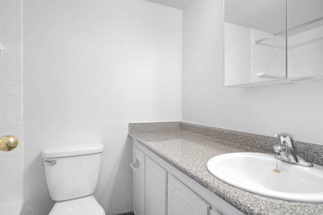 Cote-des-Neiges Apartment 1 b. $1,295/month. Apartment for rent in Cote-des-Neiges