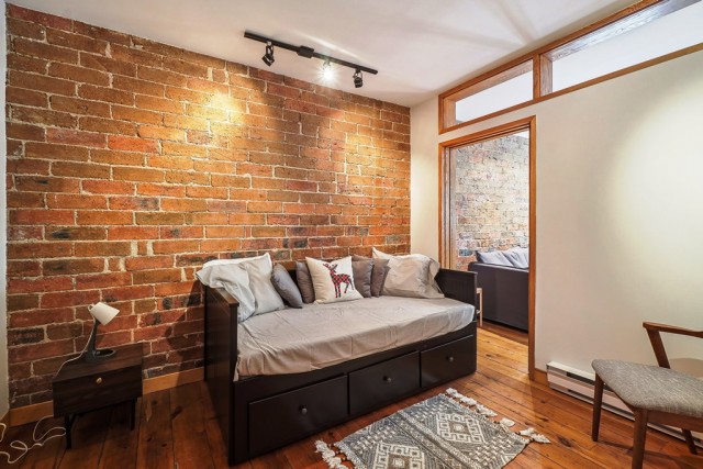 Plateau Mont-Royal  2 b. $85/day. Apartment for rent in Plateau Mont-Royal