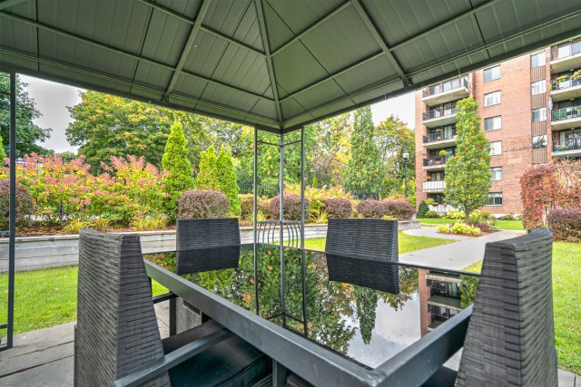 Pointe-Claire Apartment 2 b. $1,985/month. Apartment for rent in Pointe-Claire