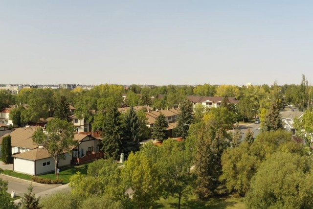 Regina Apartment 1 b. $1,440/month. Apartment for rent in Regina
