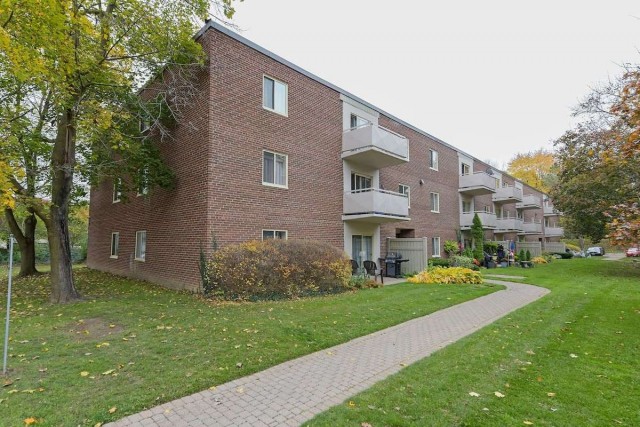 London Apartment 1 b. $1,375/month. Apartment for rent in London