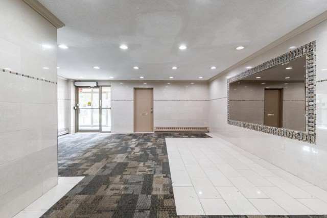 London Apartment 1 b. $1,350/month. Apartment for rent in London