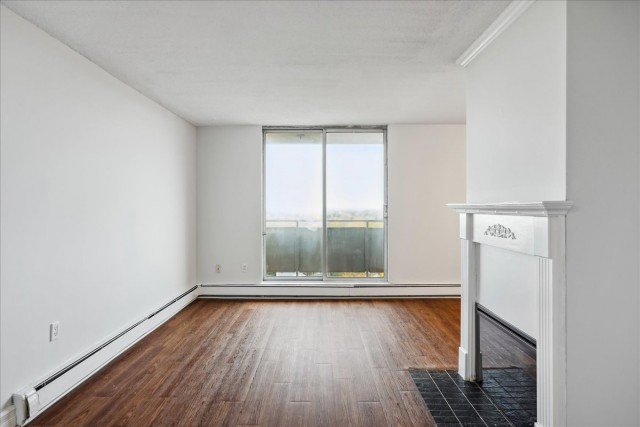 London Apartment Studio $1,315/month. Apartment for rent in London