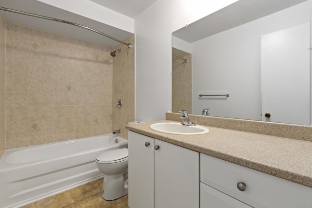 Ottawa Apartment 3 b. $2,695/month. Apartment for rent in Ottawa