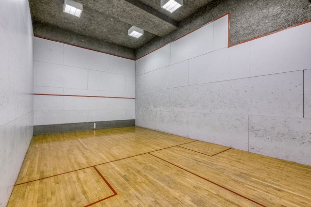 Calgary Apartment 1 b. $1,350/month. Apartment for rent in Calgary