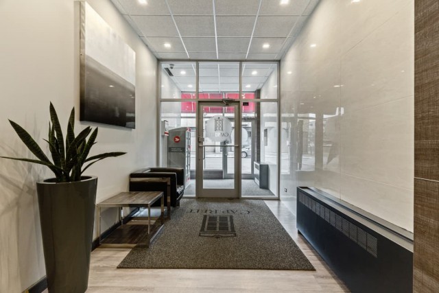 Calgary Apartment 1 b. $1,350/month. Apartment for rent in Calgary