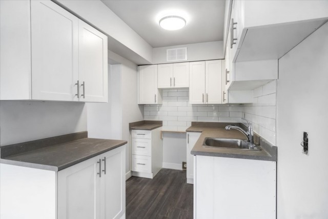 Vancouver Apartment 1 b. $1,740/month. Apartment for rent in Vancouver