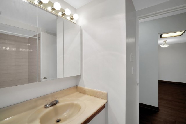Vancouver Apartment 1 b. $1,690/month. Apartment for rent in Vancouver