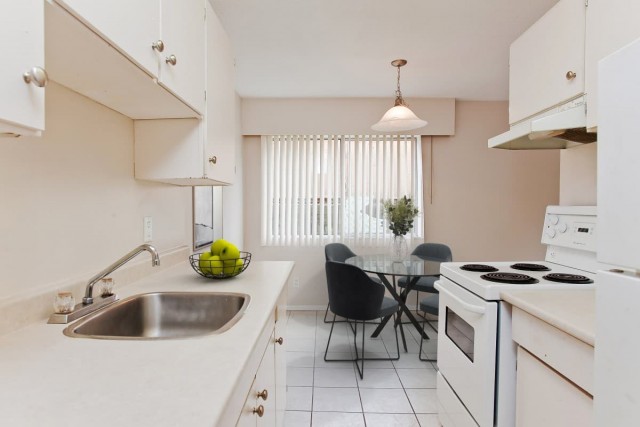 Vancouver Apartment Studio $1,520/month. Apartment for rent in Vancouver