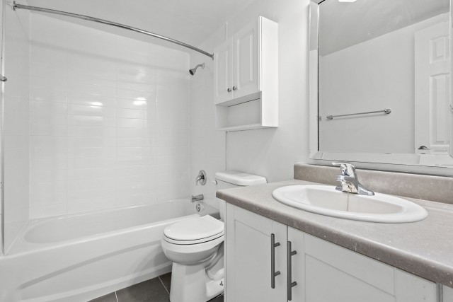Mississauga Apartment 1 b. $1,875/month. Apartment for rent in Mississauga
